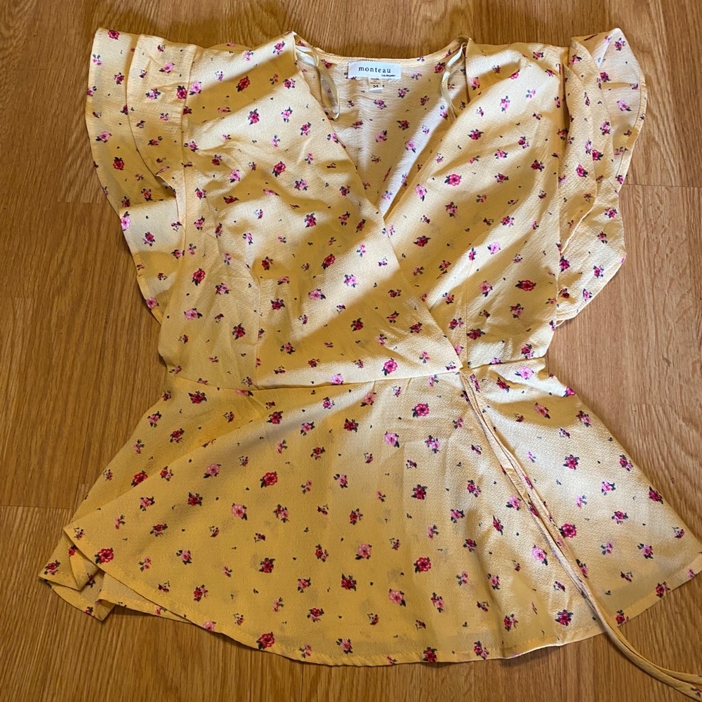 Floral yellow blouse